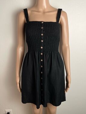 chaser brand smocked button front tank dress in black with side pockets